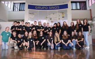 Escola de Presidente Lucena visita o Grupo Sinos